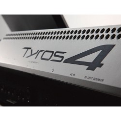 Clavier Arrangeur Tyros 4 avec son amplification