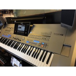 Yamaha Tyros 5 61 notes Pack XL