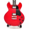 mini guitare style Chuck Berry